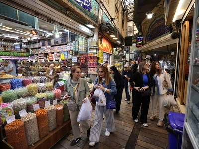 شهرداری تهران به دلیل اجرای طرح‌های رفاهی مورد انتقاد قرار گرفت