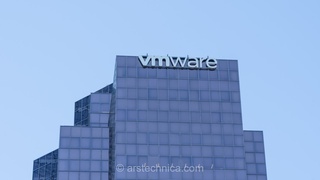 VMware تلاش می‌کند تا با ارائه راهکارهای جدید، اعتماد کسب‌وکارهای کوچک و متوسط را جلب کند