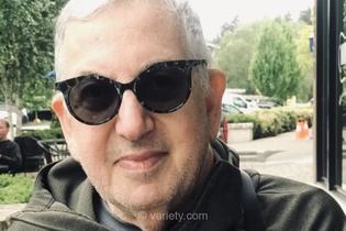 دیوید ساکرآف، طراح صحنه نامزد جایزه امی و خالق دکورهای ماندگار سریال‌های «ساینفلد» و «بهبود خانه»، در ۸۱ سالگی درگذشت