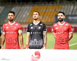 دروازه‌بان دوم پرسپولیس با استفاده از بند قانونی قراردادش را فسخ کرد؛ جدایی پس از چهار فصل حضور در جمع سرخ‌پوشان