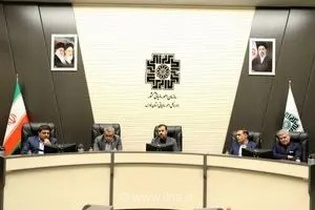 استاندار فارس: مدیریت اقتصادی استان باید با آرایش جنگی و اولویت‌بندی دقیق برای مقابله با تورم تغییر کند