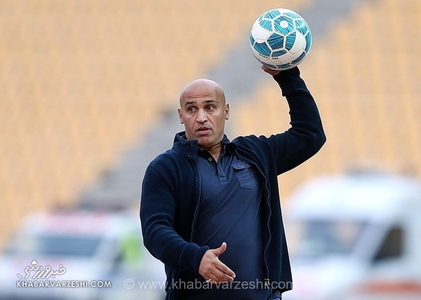 منصوریان: عادل فردوسی‌پور را تا ابد نمی‌بخشم/ حمله به مربی استقلال با سنگ و بطری