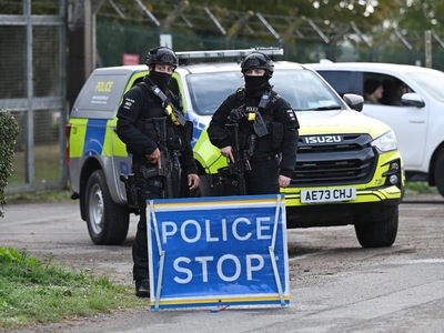 بعد از حادثه RAF Fairford، دو نفر از سوی دادستانی انگلستان متهم شدند