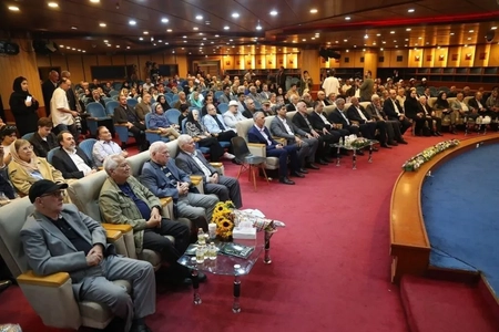 پاسداشت سال‌ها خدمت سیدامیر حسینی توسط انجمن باشگاه‌داران تهران