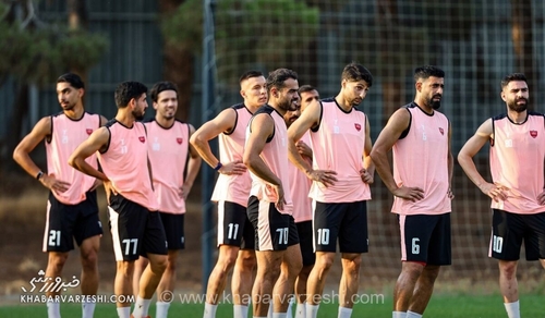 پرسپولیس در پی جذب مدافع چپ گل‌گهر در آخرین روزهای نقل و انتقالات