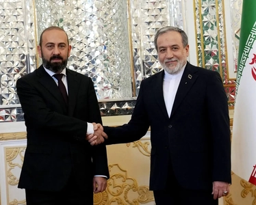 دیدار و گفتگوی وزیران امور خارجه ایران و ارمنستان