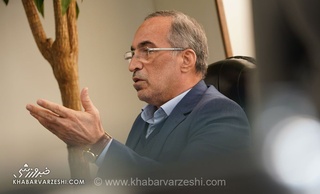 انتقاد تند واعظ آشتیانی از وضعیت مدیریتی استقلال: هلدینگ باید هیئت‌مدیره سیاسی‌کار را تغییر دهد
