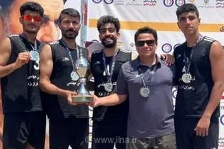 نایب‌قهرمانی راهبران فراز یزد در والیبال ساحلی کارگران کشور