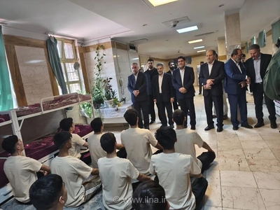 بازدید رئیس سازمان زندان‌ها از کانون اصلاح و تربیت تهران همزمان با میلاد پیامبر