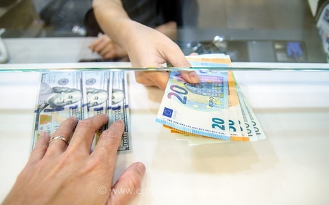 خیز دلار به کانال ۱۹۳ هزار تومانی؛ بازگشت بازدهی مثبت به بازار ارز در سایه تحولات سیاسی