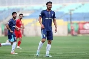 علیرضا افخم، هافبک جوان مس رفسنجان با قراردادی رسمی به تیم فجر سپاسی شیراز پیوست