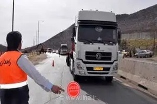 اعمال محدودیت ترافیکی در محور یزد به تفت؛ تردد کامیون‌ها در روز اربعین حسینی ممنوع شد