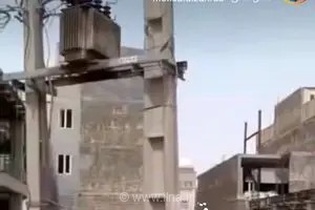 فاجعه در نیروگاه قم: کارگر آرماتوربند بر اثر برق‌گرفتگی جان باخت