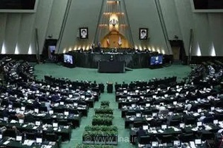 پیگیری طرح‌های دوفوریتی درباره آمریکا، تنگه هرمز و خروج از NPT در خانه ملت