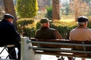 تبعیض در ارائه تسهیلات/ چرا سهمیه و مبلغ وام بازنشستگان تامین اجتماعی ناچیز است؟!