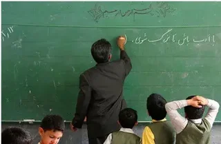 بلاتکلیفی دانشجویان سال آخر فرهنگیان شوش در انتظار صدور ابلاغ حق‌التدریس