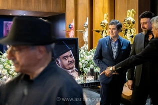 یادبود اکبر عبدی با حضور هنرمندان برگزار شد (عکس)