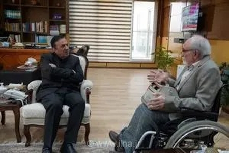 تأکید استاندار قزوین بر رفع موانع تولید در دیدار با مدیران صنایع