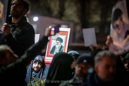 فرهیختگان: حضور بلاگرها در مصلی برای مراسم تشییع، خطای شناختی مسئولان بود
