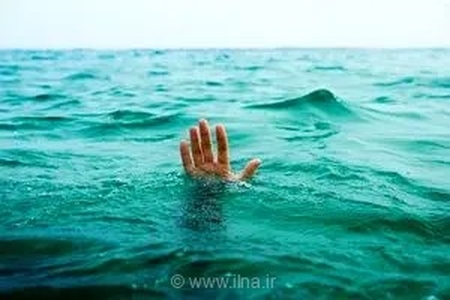 عملیات نفس‌گیر آتش‌نشانان اصفهانی برای کشف جسد جوان ۱۸ ساله در بستر رودخانه زاینده‌رود محدوده پل مارنان