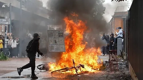 شلیک پلیس فرانسه به نوجوان معترض و بازداشت بیش از ۵۰۰۰ نفر