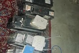 کشف و ضبط ۱۳ دستگاه ماینر غیرمجاز در دو محل مسکونی شهر شیراز