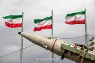گزارش گاردین از ارتقای چشمگیر توان نظامی ایران: افزایش دقت و قدرت تخریب موشک‌ها و پهپادها در حملات اخیر