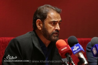فیروز کریمی قهرمان جام جهانی را معرفی کرد!