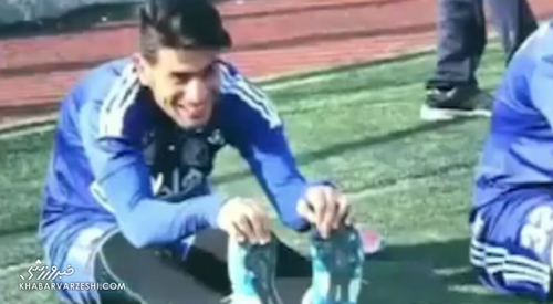 واکنش بازیکن پرسپولیس به انتشار عکس با پیراهن استقلال