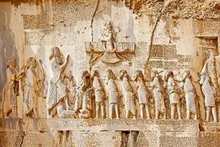 میزبانی بیستون از زائران اربعین؛ تلفیق شکوه تاریخ با فضای معنوی در مسیر پیاده‌روی عاشقان اباعبدالله (ع)