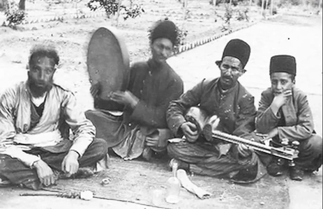 تصویری از نوازندگان در جشن آشپزان ناصرالدین شاه