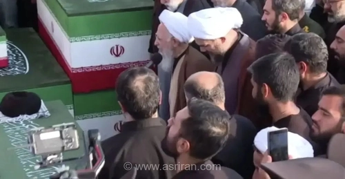 اشک‌های آیت الله جوادی آملی هنگام اقامه نماز بر پیکر مطهر رهبر شهید انقلاب