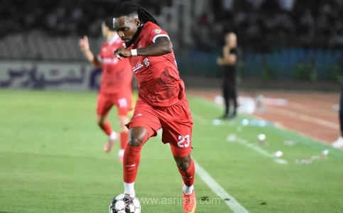 گل تماشایی بیفوما؛ پرسپولیس با دو گل از ملوان پیش افتاد
