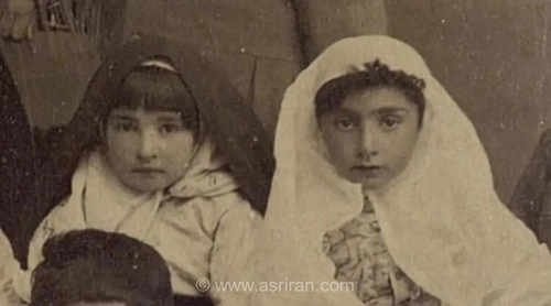 عکس یادگاری نوه‌های برادر ناصرالدین شاه قاجار از 140 سال پیش