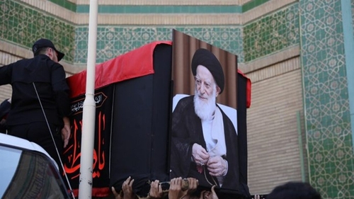 تشییع باشکوه پیکر آیت‌الله شبیری زنجانی در قم آغاز شد