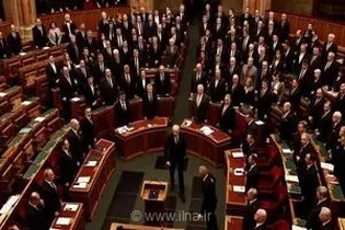 رای پارلمان مجارستان به برکناری رئیس جمهور این کشور