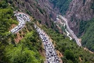 اعمال محدودیت تردد و یک‌طرفه شدن محور چالوس و آزادراه تهران-شمال به دلیل ترافیک سنگین