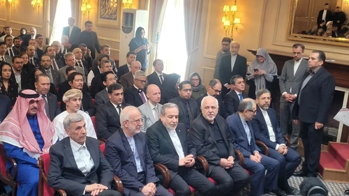 افتتاح مرکز اسناد و موزه شهید خرازی و بازگشایی کتابخانه وزارت امور خارجه