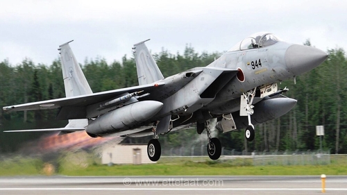 درگیری جنگنده‌ F-15 ژاپن با هواپیمای شناسایی پیشرفته چین نزدیک تنگه تایوان