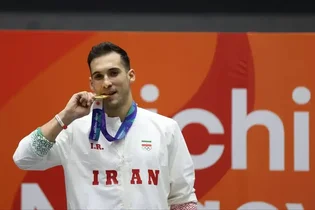 مدال طلای کاراته ایران در ناگویا با قهرمانی محمود نعمتی