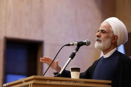 مجید انصاری: نظام با رفتن یک نفر فرو نمی‌ریزد؛ راز ماندگاری انقلاب همین است