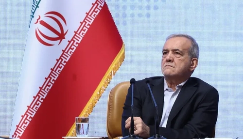 هشدار پزشکیان: دشمنان با هوش مصنوعی و تجهیزات پیشرفته، هدف‌گذاری دقیقی انجام می‌دهند