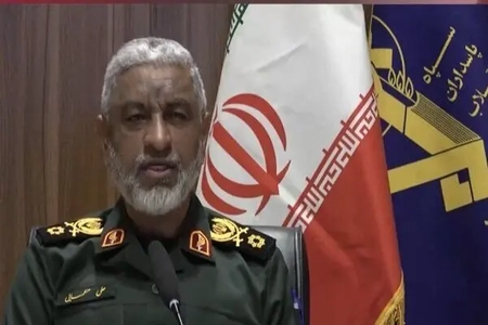 فرمانده نیروی دریایی سپاه: برای غرق کردن ناوهای آمریکایی لحظه‌شماری می‌کنیم