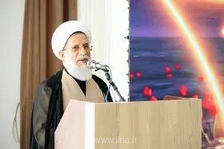 رئیس سازمان عقیدتی سیاسی ارتش: عزت و اقتدار ایران اسلامی مرهون ایثار شهدا و مجاهدان است و خانواده‌هایشان سرمایه‌های معنوی کشورند