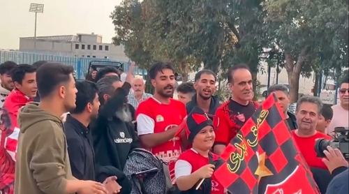 پرسپولیسی‌ها سرود قهرمانی سر دادند
