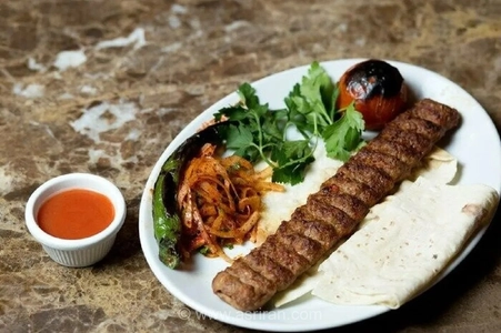 کباب کوبیده با دل مرغ؛ طعمی متفاوت و جذاب