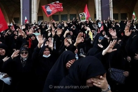 حضور پر رنگ زنان در تشییع رهبر؛ امری مدرن در دل آیینی سنتی