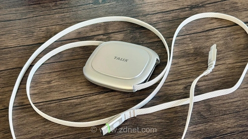 کابل USB-C جمع‌شونده Talix با تخفیف ۴۰ درصدی، راهکاری برای سفرهای طولانی با کودکان