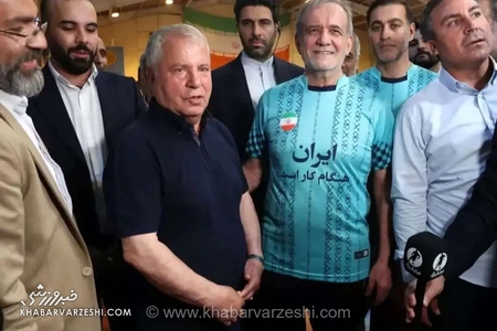 انتقاد تند پیشکسوت پرسپولیس از وضعیت استقلال و دشواری کار تارتار در غیاب هواداران سرخ‌پوش