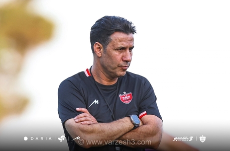 رفع اتهام از سرمربی پرسپولیس در مورد دو ستاره
